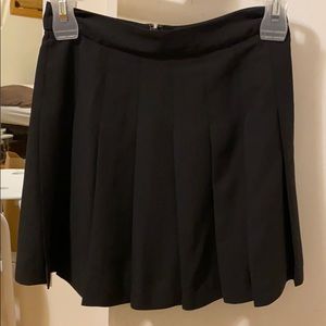 ARITZIA TENNIS SKIRT